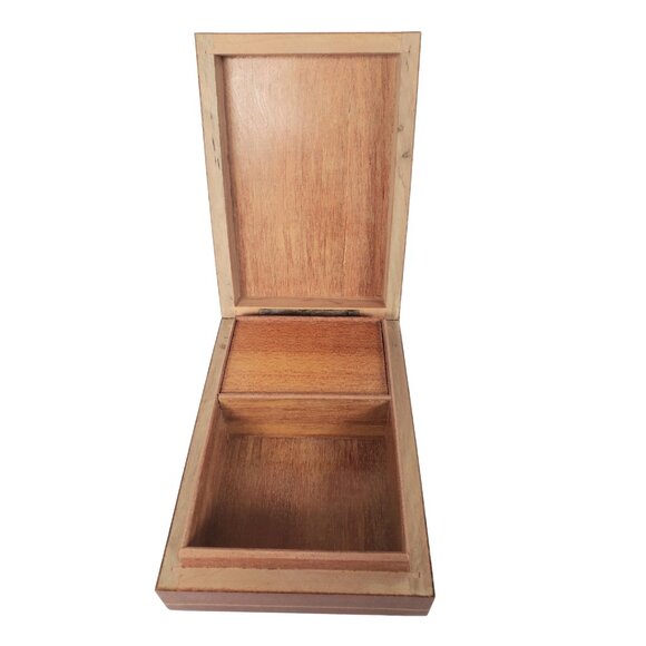 Vintage Hummel Music Box: Made in Italy - Picture 4 of 8